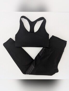 Old Navy Women's M Black Active Sports Bra and Leggings Set